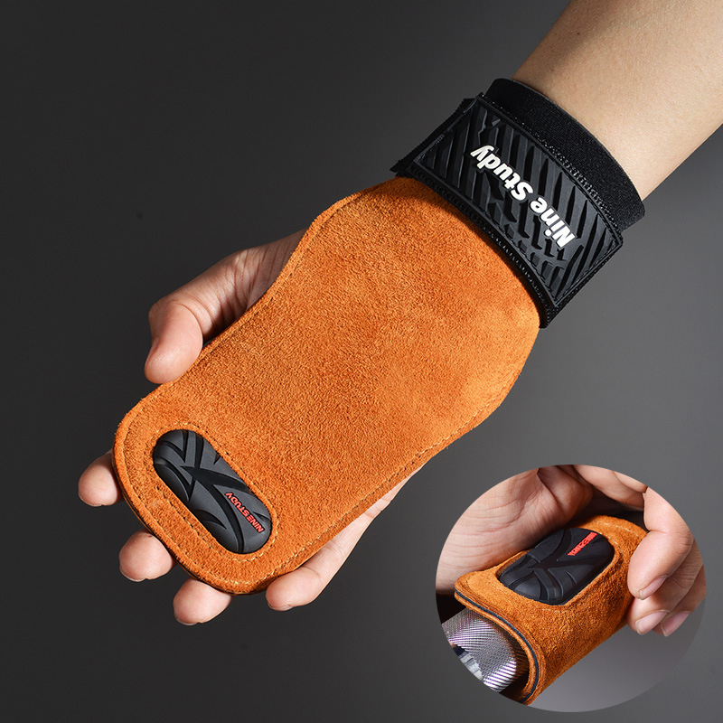 滑り止めの耐摩耗性フィットネスグローブ、ウェイトリフティング - Crossfit Workout With Equipment のレビューと価格